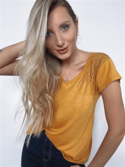 Remera Lluvia de Brillos Escote V